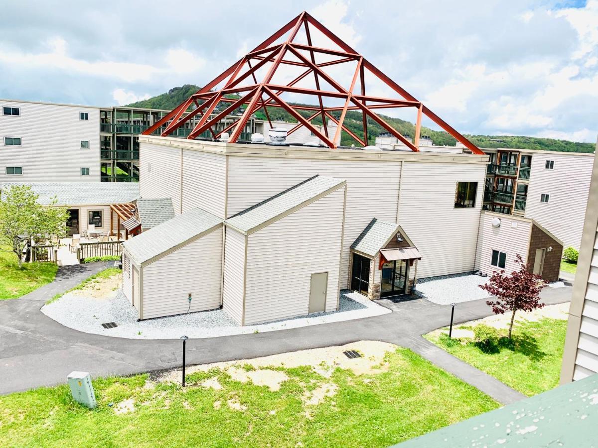 Beech Mountain Mile High Ski Suite Exterior photo